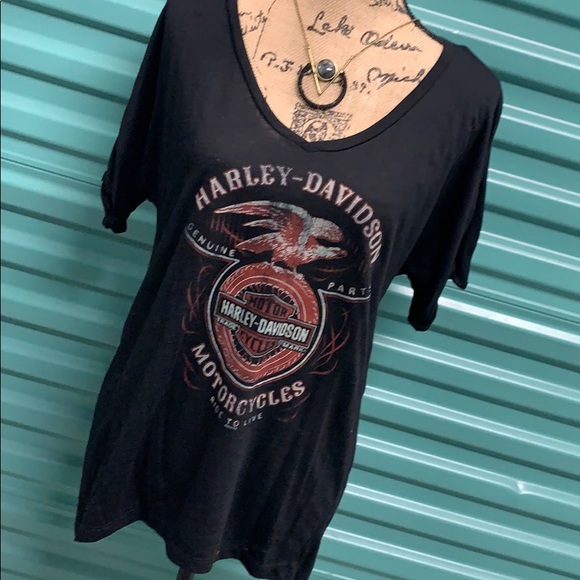 Harley-Davidson Tops - Harley Davidson vneck T-shirt